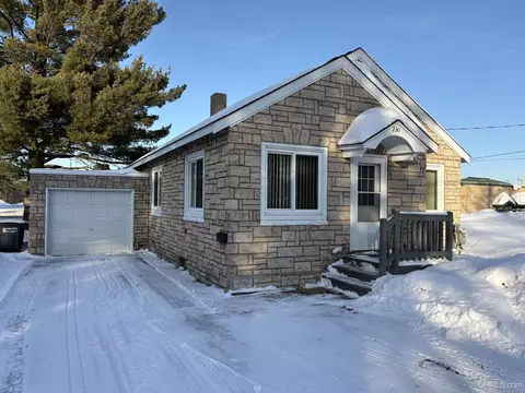 230 E Francis, Ironwood, MI 49938