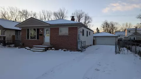 337 W Woodruff, Hazel Park, MI 48030