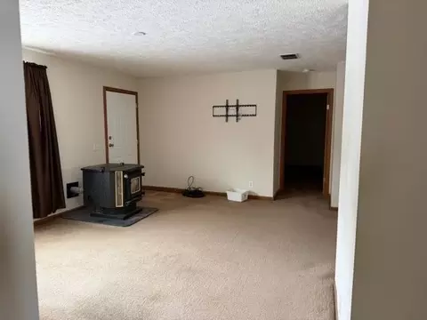 Living - 8100 E Arnold Lk, Harrison, MI 48625 photo 2 of 3