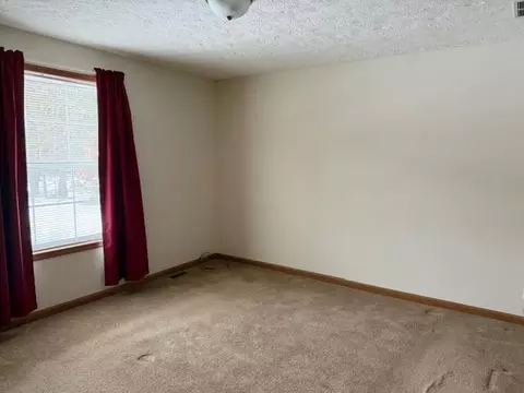 Bedroom - 8100 E Arnold Lk, Harrison, MI 48625 photo 4 of 4