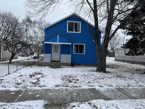 206 N 21st, Escanaba, MI 49829