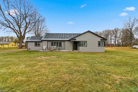 6936 Church, Fair Haven, MI 48023
