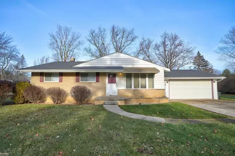 1368 Autumn, Flint, MI 48532
