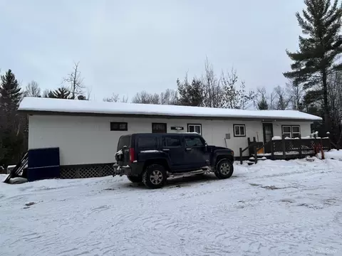 1250 N N Riv, Gwinn, MI 49841