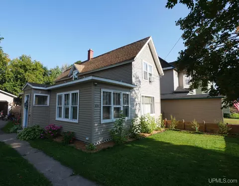 237 Kearsarge, Laurium, MI 49913