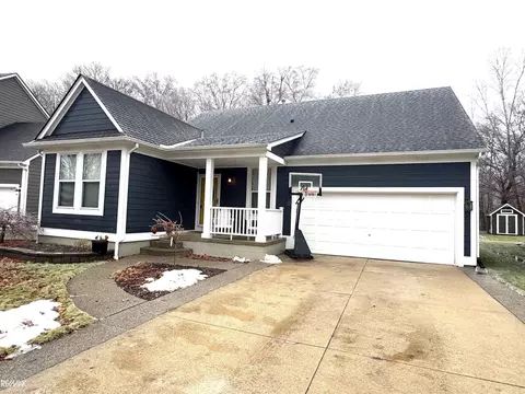 57421 River Oaks, New Haven, MI 48048