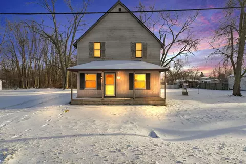 2049 Henry, Port Huron, MI 48060