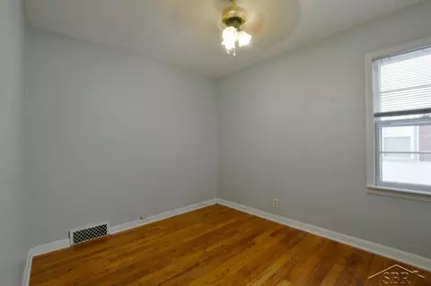 Bedroom - 114 E Sugnet, Midland, MI 48642 photo 3 of 3