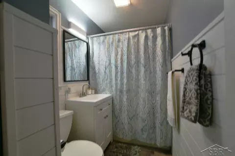 Bath - 114 E Sugnet, Midland, MI 48642 photo 1 of 1