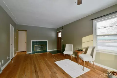 Living - 114 E Sugnet, Midland, MI 48642 photo 1 of 2