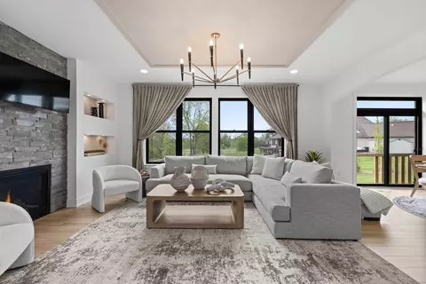 Living - 17189 Stallman, Macomb, MI 48042 photo 3 of 5