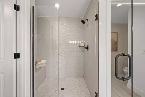 Bath - 17189 Stallman, Macomb, MI 48042 photo 4 of 8