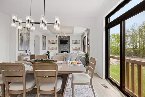 Dining - 17189 Stallman, Macomb, MI 48042 photo 3 of 4