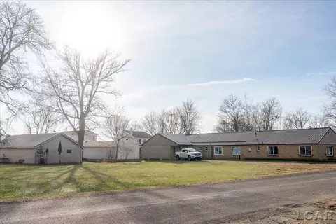 3149 Mills, Manitou Beach, MI 49253