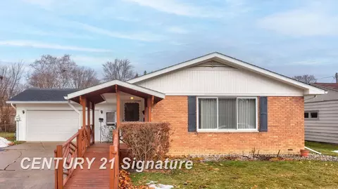 3030 Brockton, Saginaw, MI 48602