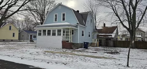414 S Monroe, Bay City, MI 48708