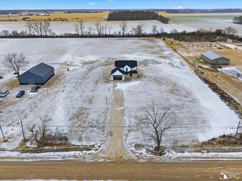 11920 Minx, La Salle, MI 48145