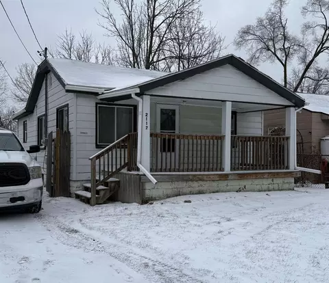 2117 E Schumacher, Burton, MI 48529
