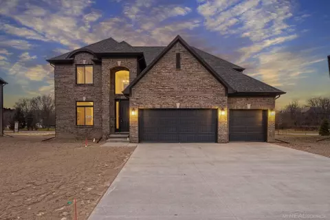 14647 Glenshire, Sterling Heights, MI 48312