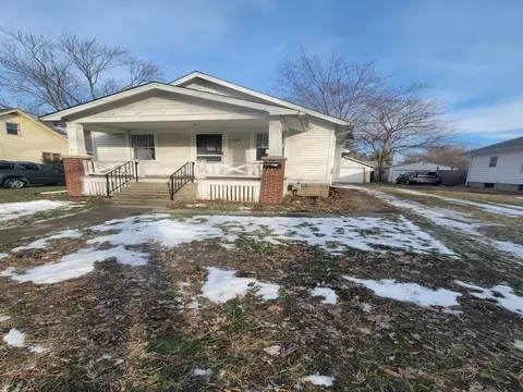 1920 Vermont, Saginaw, MI 48602
