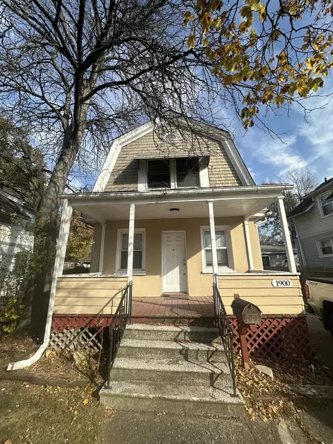1900 Cadillac, Flint, MI 48504