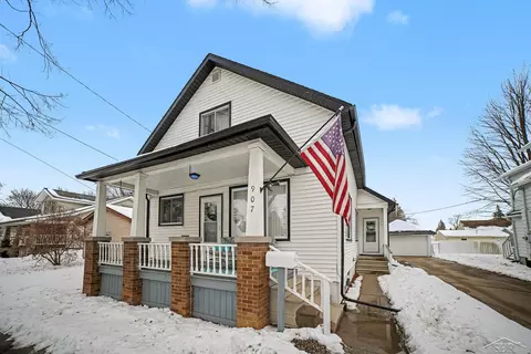 907 Michigan, Bay City, MI 48708