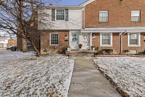 23002 Gary, Saint Clair Shores, MI 48080
