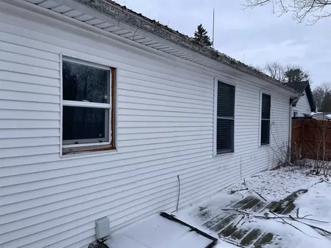 Exterior - 303 N 5th, Shepherd, MI 48883 photo 5 of 6