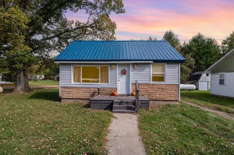 1430 Alger, Alger, MI 48610