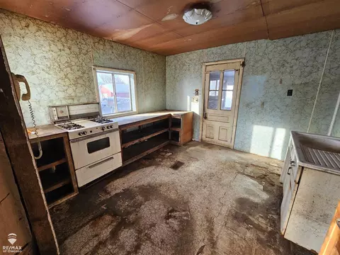 Kitchen - 414 Prindle, Owosso, MI 48867 photo 1 of 1