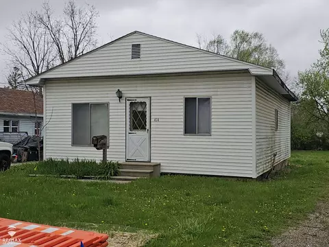 414 Prindle, Owosso, MI 48867
