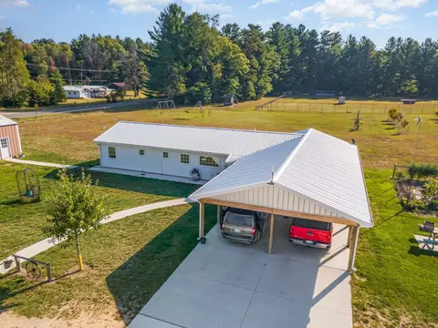 2492 E Fir, Harrison, MI 48625