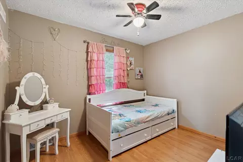 Bedroom - 11791 Bradley, Jerome, MI 49249 photo 3 of 7