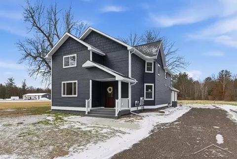 2797 N West Riv, Sanford, MI 48657