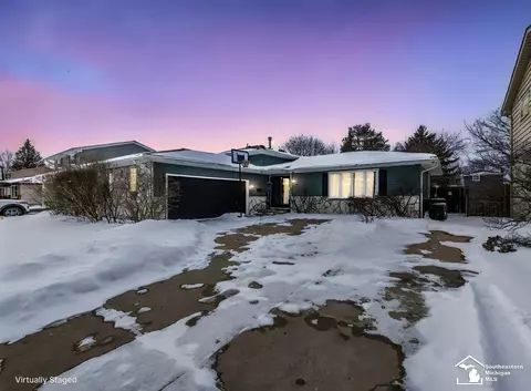 745 N Roessler, Monroe, MI 48162