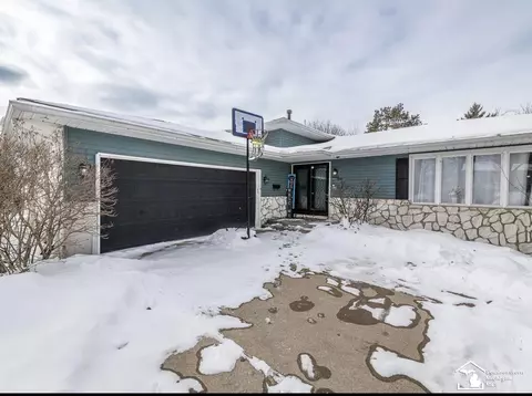 Exterior - 745 N Roessler, Monroe, MI 48162 photo 5 of 6