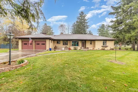 1270 Hemmeter, Saginaw, MI 48638