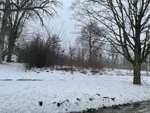 1339 Mott, Saginaw, MI 48601