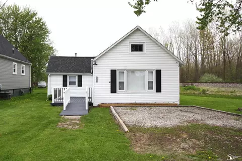 12259 Eldora, Carleton, MI 48117