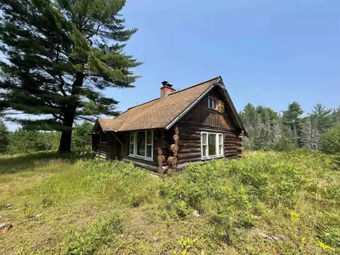 Exterior - 26497 Us 41, Covington, MI 49919 photo 3 of 10