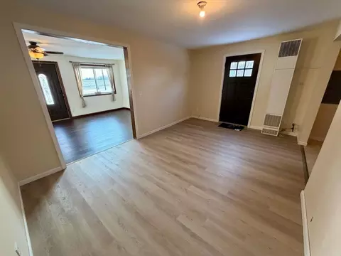 Living - 6262 S State, Bancroft, MI 48414 photo 2 of 4