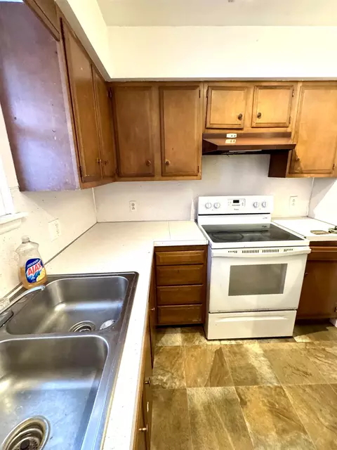Kitchen - 214 E 6th St, Pinconning, MI 48650 photo 1 of 2