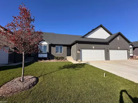 26161 Juliagrove UNIT 48/ 12, New Baltimore, MI 48051
