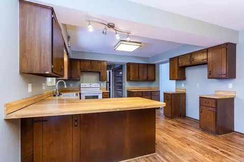 Kitchen - 77177 Omo, Armada, MI 48005 photo 1 of 4