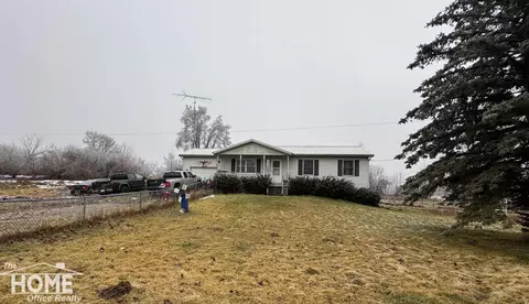 2845 W Miller, Morrice, MI 48857