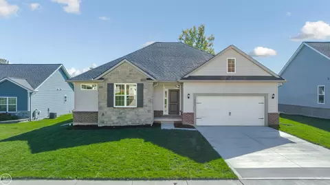 1150 Julian, Waterford, MI 48327