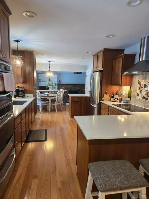 Kitchen - 70202 Eldred, Romeo, MI 48065 photo 3 of 5