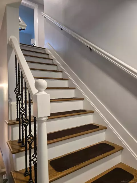 Entry Way - 70202 Eldred, Romeo, MI 48065 photo 1 of 3