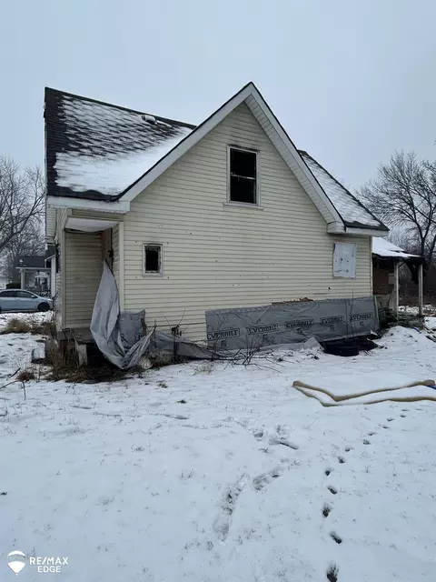 919 S 4th, Saginaw, MI 48601