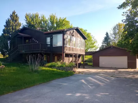 5396 Colchester, Gladwin, MI 48624